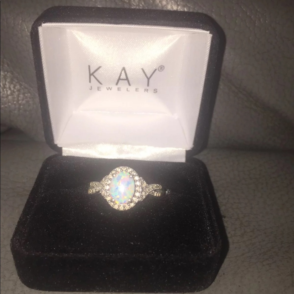 Opal Kay jewelers size 10 1/2 ring
